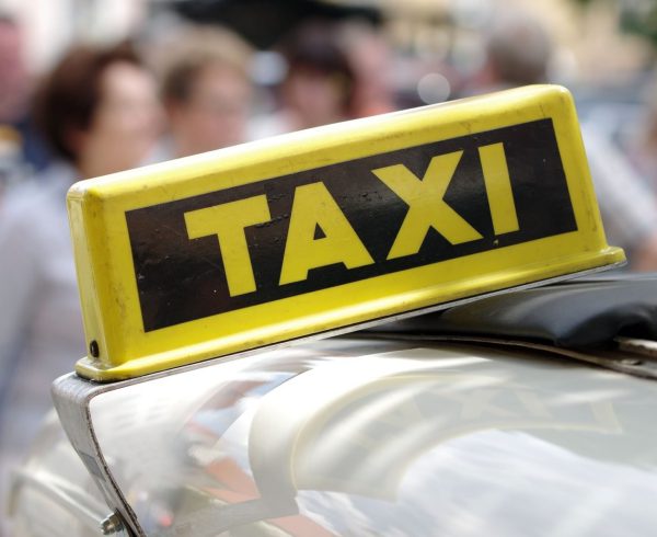 נהג מונית הציג בדיקת פוליגרף לפיה לא נהג בגזענות כלפי נוסעים ערבים